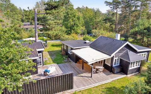 Estel - 900M from the Sea: Grass, Grassland, Landscape, Ecoregion, Plain, Plant Community, Land Lot, Outdoor Furniture, Prairie, Shrubland