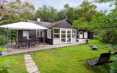 Lucie - 50M from the Sea