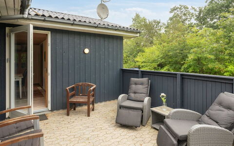 Sunaj: Roof, Home, Door, Cottage, Shade, Siding, Yard, Estate, Backyard