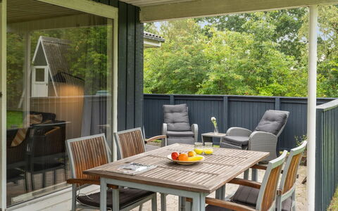 Sunaj: Roof, Home, Door, Cottage, Shade, Siding, Yard, Estate, Backyard
