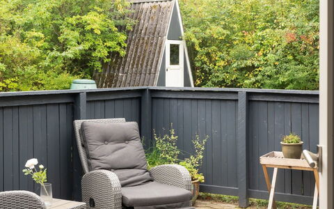 Sunaj: Roof, Home, Door, Cottage, Shade, Siding, Yard, Estate, Backyard