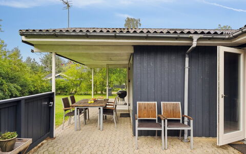 Sunaj: Roof, Home, Door, Cottage, Shade, Siding, Yard, Estate, Backyard