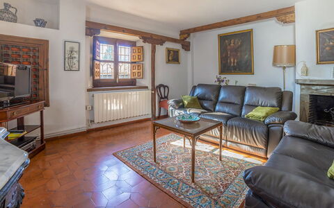 Carmen del Agua: Picture Frame, Furniture, Couch, Table, Interior Design, Wood, Floor, Flooring, Living Room, Hardwood