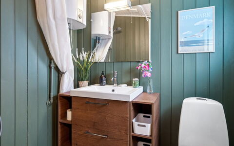 Leif - 400M from the Sea: Bathroom Sink, Bathroom, Plumbing Fixture, Bathroom Cabinet, Wood, Interior Design, Flooring, Sink, Floor, Tap