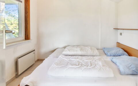 Nalin - 500M from the Sea: Wall, Bedroom, Wood, Bed, Interior Design, Ceiling, Bed Sheet, Floor, Flooring, Bedding