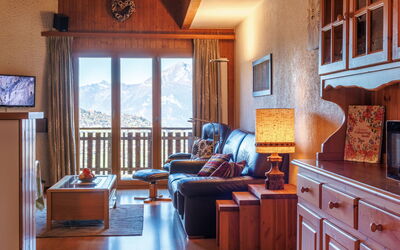 Accommodation:&nbsp;Hortensia 33 655.3