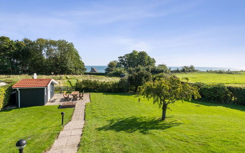 Algut - 75M from the Sea: Roof, House, Land Lot, Home, Cottage, Estate, Garden Buildings, Shade, Log Cabin, Landscaping