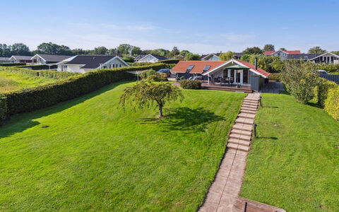 Algut - 75M from the Sea: Roof, House, Land Lot, Home, Cottage, Estate, Garden Buildings, Shade, Log Cabin, Landscaping