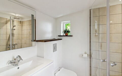 Arnora - 48Km from the Sea: Bathroom, Plumbing Fixture, Interior Design, Flooring, Bathroom Sink, Sink, Tap, Floor, Toilet, Bathtub
