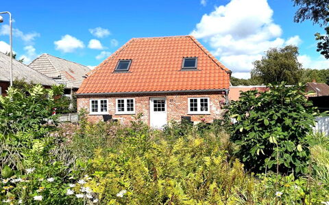 Arnora - 48Km from the Sea: Furniture, Interior Design, Flooring, Wood, Floor, Ceiling, Wood Flooring, Chair, Table, Lighting