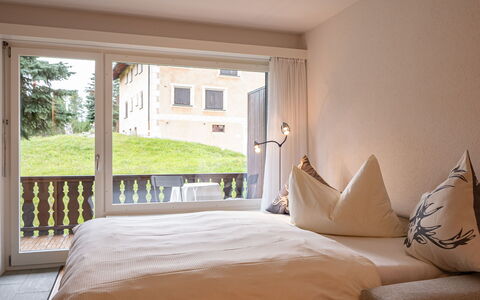 Pontresina 15: Furniture, Property, Plant, Building, Comfort, Window, Wood, Textile, Interior Design, Shade