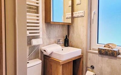 Accommodation:&nbsp;Tiny Haus Soul & Lake 200.4