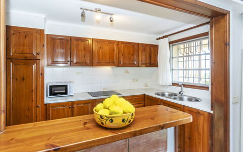 Pals 750: Wood, Countertop, Kitchen, Interior Design, Cabinetry, Flooring, Ceiling, Furniture, Room, Floor