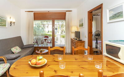 Accommodation:&nbsp;Melis Ii M4 Playa de Pals 750.8