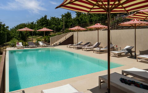 Casa Gallo - Roero - Langhe, Piemonte: Water, Sky, Property, Swimming Pool, Cloud, Building, Shade, Plant, Outdoor Furniture, Tree