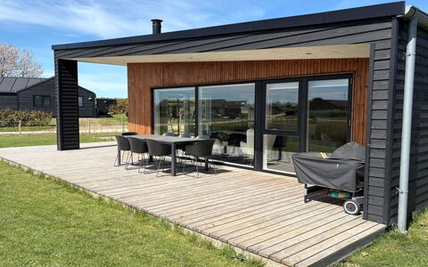 Harrieth - 300M from the Sea: Roof, Home, Door, Cottage, Shade, Siding, Yard, Estate, Backyard