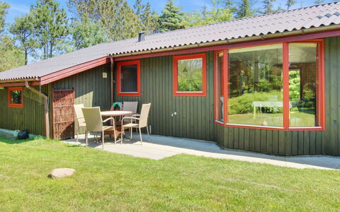 Gunsten - 2.3Km from the Sea: Cottage, Shed, Hut, Farmhouse, Prairie, Shack, Barn, Log Cabin, Garden Buildings