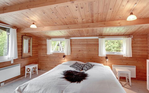 Florense - 2.5Km from the Sea: Wood, Furniture, Bedroom, Ceiling, Bed, Interior Design, Home, House, Lighting, Room