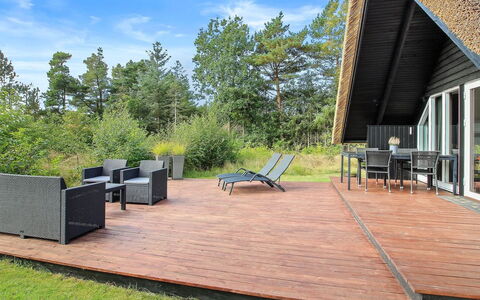 Awenasa - 4.1Km from the Sea: Cottage, Shed, Hut, Farmhouse, Prairie, Shack, Barn, Log Cabin, Garden Buildings
