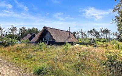 Awenasa - 4.1Km from the Sea