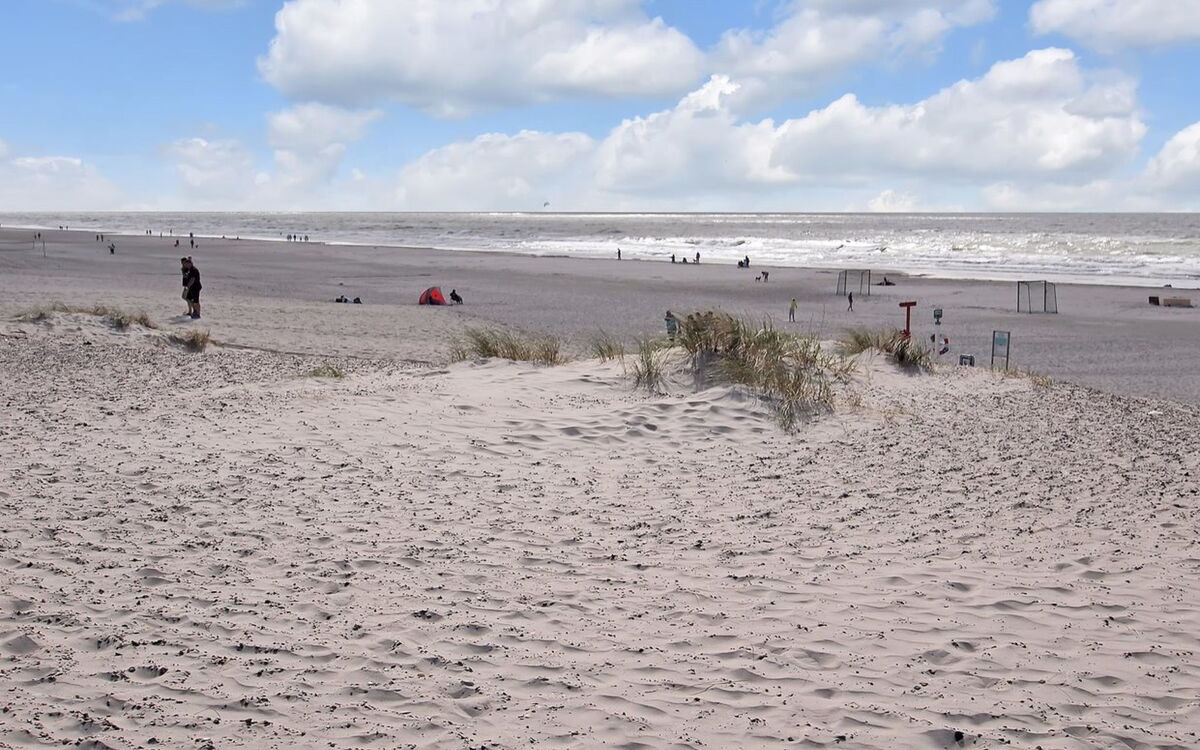 Thrugils - 800M from the Sea