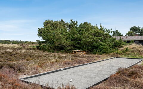 Thrugils - 500M from the Sea: Furniture, Interior Design, Flooring, Wood, Floor, Ceiling, Wood Flooring, Chair, Table, Lighting