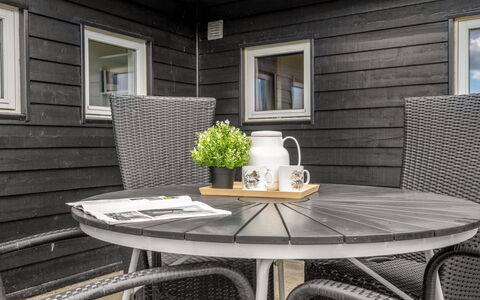 Thrugils - 500M from the Sea: Furniture, Interior Design, Flooring, Wood, Floor, Ceiling, Wood Flooring, Chair, Table, Lighting
