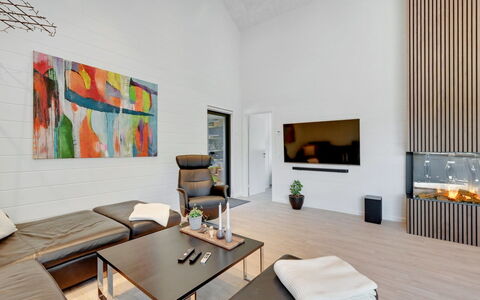 Tinella - 250M to the Fjord: Furniture, Interior Design, Flooring, Couch, Floor, Wall, Living Room, Ceiling, Wood, Room