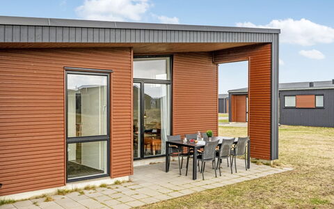 Ilindenka - 500M from the Sea: Cottage, Shed, Hut, Farmhouse, Prairie, Shack, Barn, Log Cabin, Garden Buildings