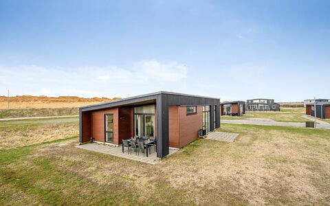Ilindenka - 500M from the Sea: Cottage, Shed, Hut, Farmhouse, Prairie, Shack, Barn, Log Cabin, Garden Buildings