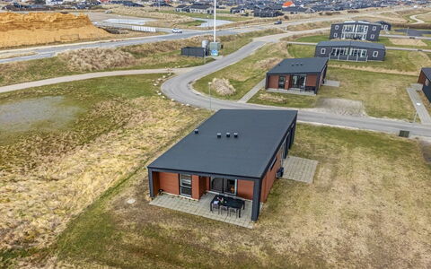 Ilindenka - 500M from the Sea: Cottage, Shed, Hut, Farmhouse, Prairie, Shack, Barn, Log Cabin, Garden Buildings