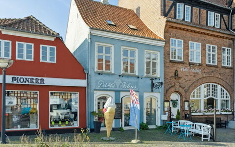 Blakke - 200M from the Sea: Wood, Furniture, Apartment, Room, Ceiling, Wood Stain, Chair, Hardwood, Varnish, Lumber