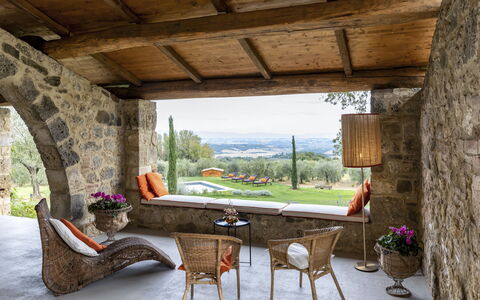 Villa Della Regina: Plant, Building, Property, Window, Table, Wood, Flowerpot, Shade, Interior Design, Houseplant