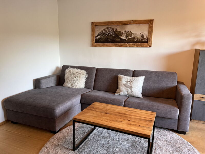 Accommodation:&nbsp;Superior Bergblick 12 300.12