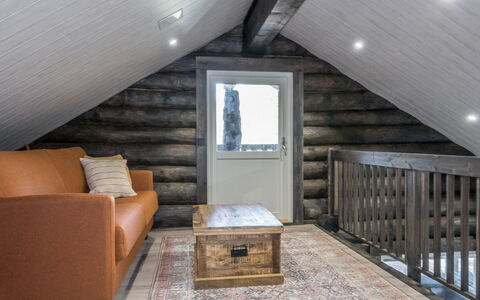 Vaaranpää: Wood, Flooring, Floor, Hardwood, Wood Flooring, Plank, Living Room, Wood Stain, Natural Material, Log Cabin