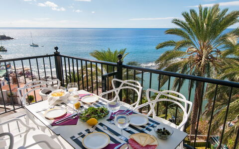 Villa Sun Cay: Sea, Coast, Resort, Furniture, Coastal And Oceanic Landforms, Ocean, Chair, Beach, Outdoor Furniture, Balcony