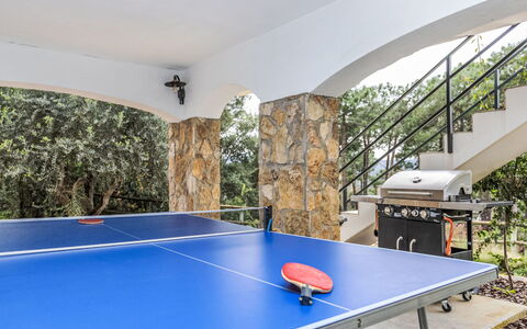 Gavarres: Leisure, Resort, Shade, Swimming Pool, Villa, Hotel, Chair, Racquet Sport, Net, Hacienda