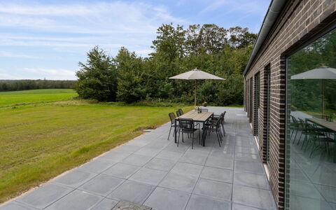 Landuin - 30Km from the Sea: Grass, Grassland, Landscape, Ecoregion, Plain, Plant Community, Land Lot, Outdoor Furniture, Prairie, Shrubland