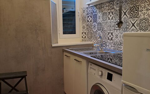 A Due Passi da Camogli, Seaview with Terrace, Wifi: Laundry Room, Clothes Dryer, Washing Machine, Property, Laundry, Home Appliance, Interior Design, Floor, Flooring, Major Appliance