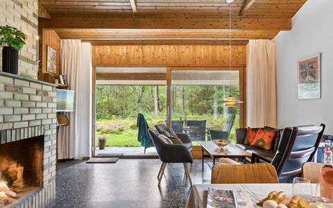 Fulla - 650M from the Sea: Wood, Interior Design, Flooring, Ceiling, Furniture, Home, Floor, Living Room, Room, Couch