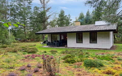 Fulla - 650M from the Sea: Grass, Tree, House, Roof, Home, Shrub, Cottage, Land Lot, Rural Area