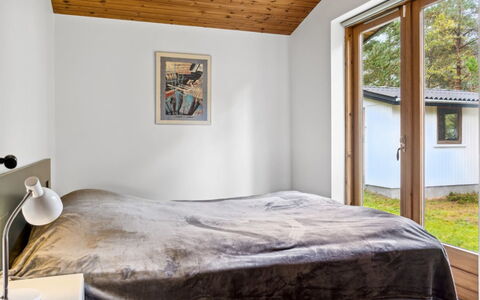 Fulla - 650M from the Sea: Bed, Bedroom, Interior Design, Wall, Wood, Bed Sheet, Ceiling, Furniture, Flooring, Bedding