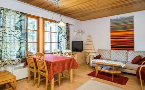Saariseläntie 8 e 3: Wood, Cottage, Log Cabin, Forest, Shed, Garden Buildings, Larch, Woodland, Wood Stain