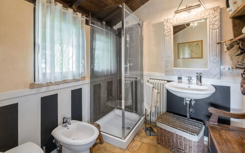 Casale Delle Papere, Pool, Romantic Holiday In Nep: Mirror, Tap, Plumbing Fixture, Sink, Property, Bathtub, Bathroom, Bathroom Sink, Purple, Interior Design