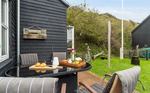 Benni - 75M to the Fjord: Blue, Shrub, Cottage, Groundcover, Garden, Estate, Shade, Landscaping, Farmhouse, Eco Hotel