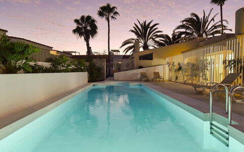 Velsuites 4: Water, Cloud, Plant, Sky, Daytime, Property, Swimming Pool, Nature, Tree, Building