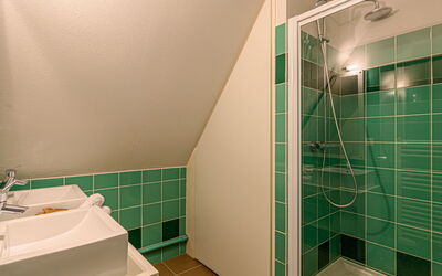 Accommodation:&nbsp;Château de Kergonano, 700.19