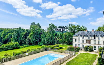 Accommodation:&nbsp;Château de Kergonano 700.10