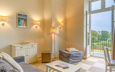 Accommodation:&nbsp;Château de Kergonano 700.6