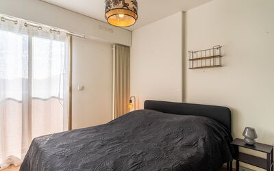 Accommodation:&nbsp;Les Jardins du Luxembourg 250.3